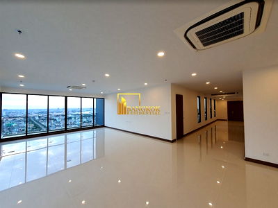 เช่าคอนโด รพ.กลาง : Supalai Premier Charoennakorn - Spacious 4 Bed Penthouse For Rent - BR15664CD