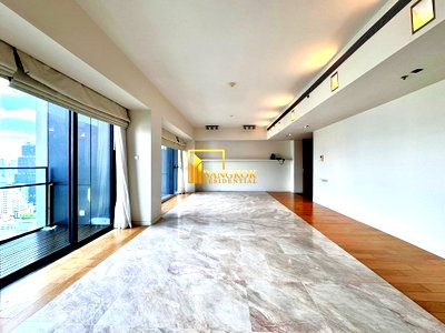 Condos for rent : The Met Sathorn - Unfurnished 3 Bed Condo With Superb Facilities - BR5705CD