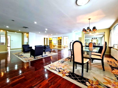 เช่าคอนโด ม.กรุงเทพ กล้วยน้ำไท : DS Tower 1 - 3 Bedroom Condo For Rent in Phrom Phong - BR15643CD