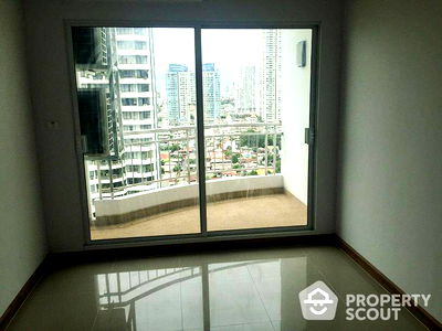 Condos for sale Siam University : 1-BR Condo at Supalai River Resort Charoen Nakhon near BTS Wongwian Yai (ID 566100)
