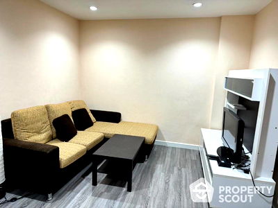 Condos for sale Phraram 9 Hospital : 1-BR Condo at PG Rama 9 near MRT Phra Ram 9 (ID 1618962)