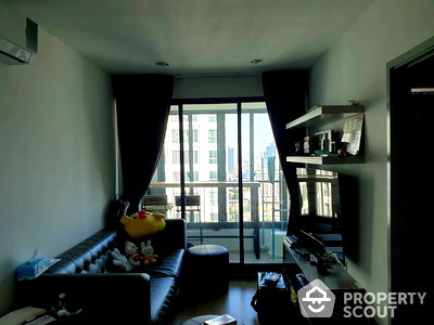 Condos for sale Bangkok : 1-BR Condo at Ideo Wutthakat near BTS Wutthakat (ID 683275)