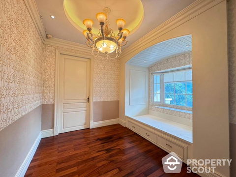 4-BR House in Khlong Song Ton Nun (ID 1930137)
