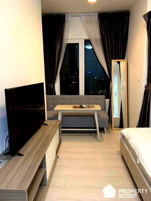 Condos for sale Phraram 9 Hospital : Studio Condo at Chapter One Eco (Ratchada-HuaiKhwang) near MRT Huai Khwang (ID 1404192)