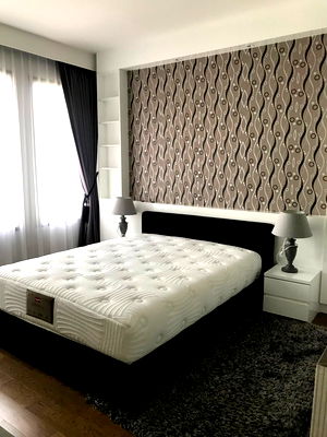 Condos for rent Vichaiyut Hospital  : M Phayathai   Size 49 sq.m. 1 bedroom Floor 21-50 With Jacuzzi Facing Phayathai Road