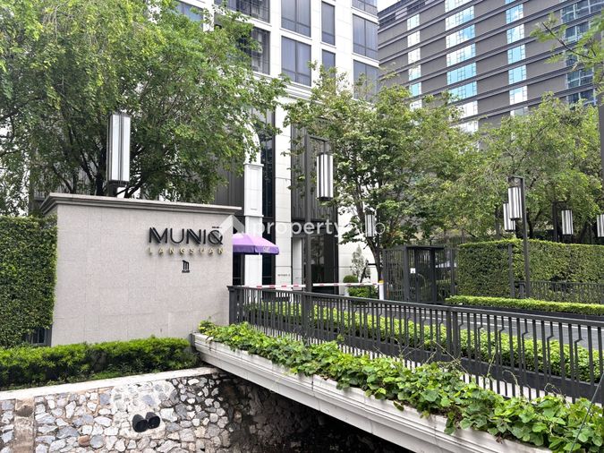 Muniq Langsuan