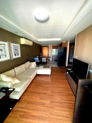 เช่าคอนโด พญาไท : Harmony Living Pahonyothin 11 (ฮาร์โมนี ลิฟวิ่ง พหลโยธิน 11)   2 ห้องนอน 2 ห้องนำ้ ขนาด 86 ตารางเมตร  ห้องหัวมุม  ชั้น 7 