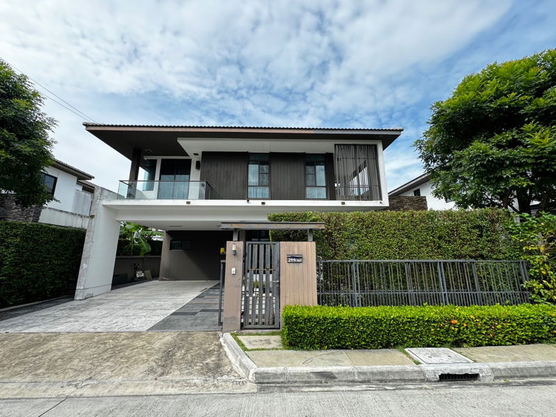 ขายบ้านเดี่ยว : ขายบ้านเดี่ยวหรู หลังสุดท้ายใกล้ทะเลสาบ  ใกล้คลับเฮ้าส์ โครงการมัณฑนา เลค วัชรพล (LH) **เจ้าของขายเอง**