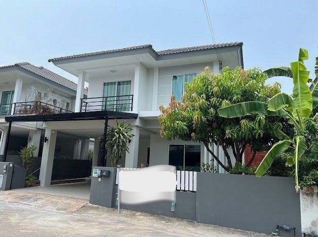Houses for sale : Second-hand detached house for sale, The Tree Sriracha, Chonburi project