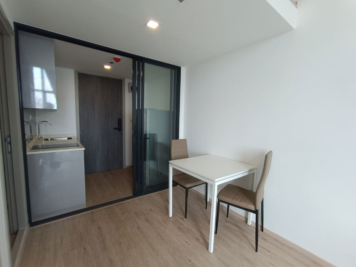 picture [For Rent] For Rent! The Rich Rama 9 - Srinakarin Condo Duplex Unit with High Ceiling, City View, Near ARL Hua Mak - 8/19