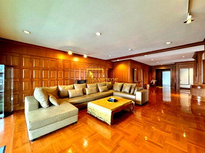 Condos for rent : Tower Park - Outstanding 3 Bedroom Condo For Rent in Nana Area - BR19477CD