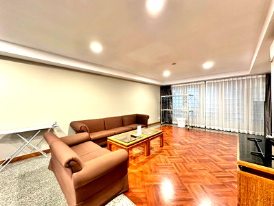Condos for rent : United Tower - Renovated 3 Bedroom Condo in Thonglor - BR18533CD