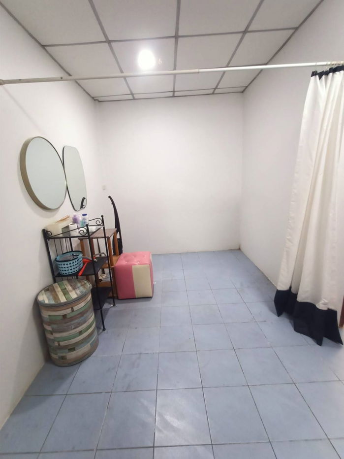 รูป ขายทาวน์เฮ้าส์ 2 ชั้น เพชรบุรี ทำเลดีมาก พร้อมเข้าอยู่  - รูปที่ 11/17
