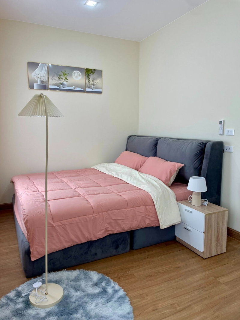 ทาวน์โฮมให้เช่า : โกลเด้นทาวน์ - รวมโชค 3ห้องนอน 2ห้องน้ำ 117 ตร.ม. (ID:322HR)