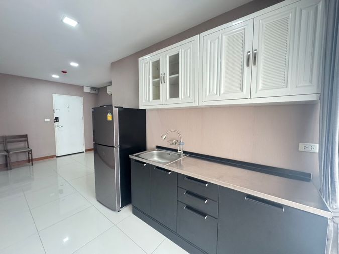 ให้เช่าคอนโด 1 ห้องนอน 37 ตร.ม. แอร์ลิงค์ เรสซิเดนซ์