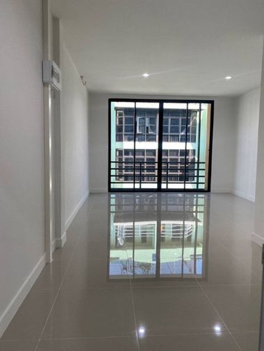 4-bed townhouse for sale, 180 sqm, 18 sq wah, Bang Phlat