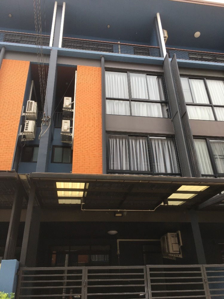 ทาวน์โฮมให้เช่า : LNP-H385 ให้เช่าบ้าน HAUS 35 CHAENGWATTANA (เฮ้าส์ 35 แจ้งวัฒนะ)