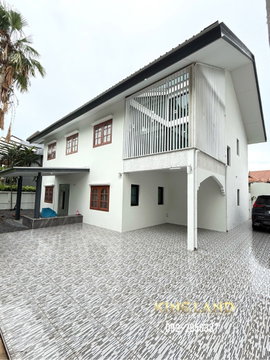 Home Office ให้เช่า ย่านลาดพร้าว–โชคชัย 4 บ้านรีโนเวตใหม่ สไตล์ฟิวชั่นโมเดิร์น บนพื้นที่ใหญ่ ใจกลางเมือง!
