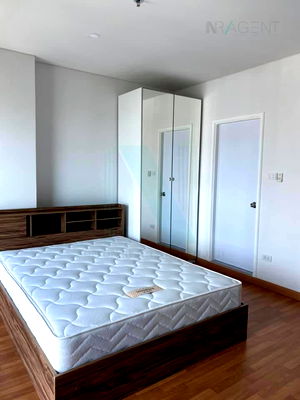 Condos for rent : 🎈Discount!🎈 For Rent Condo LUMPINI PLACE RATCHADA - SATHU Building 1, Floor 10,Studio, Room size 24.00 sqm