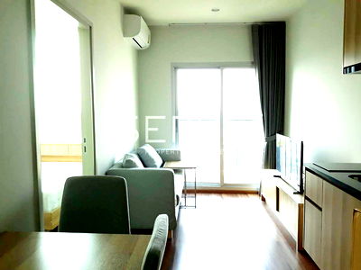 Condos for rent : 1 Bed High Fl.35+ Good Location at Ratchada Area Next to MRT Thailand Cultural Centre 80 m./For Rent-Noble Revolve Ratchada 2