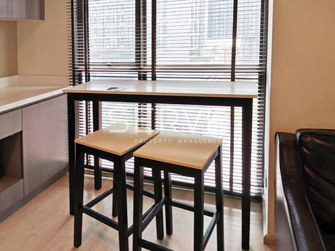 Hot Price !! Corner unit 1 Bed Good Location MRT Rama 9  350 m. / Condo For Rent-Rhythm Asoke 2