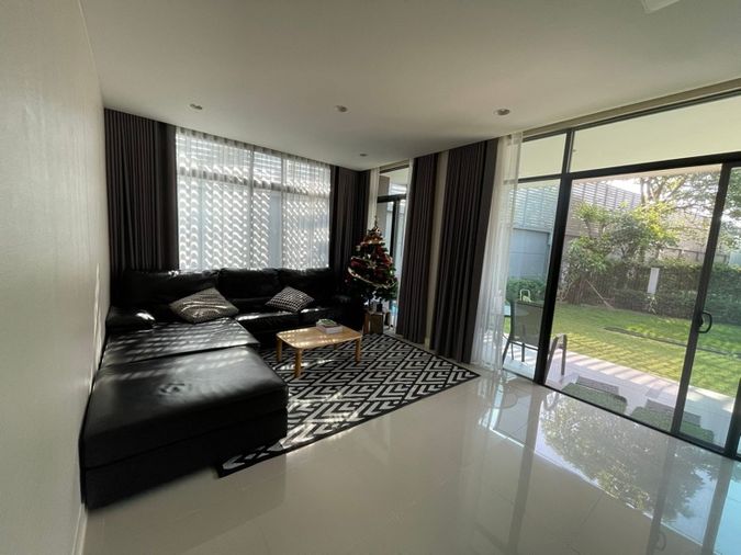 5-bed house for rent, 318 sqm, 85 sq wah, Setthasiri Krungthep Kreetha