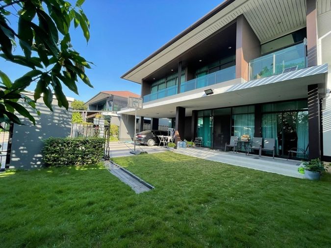 5-bed house for rent, 318 sqm, 85 sq wah, Setthasiri Krungthep Kreetha