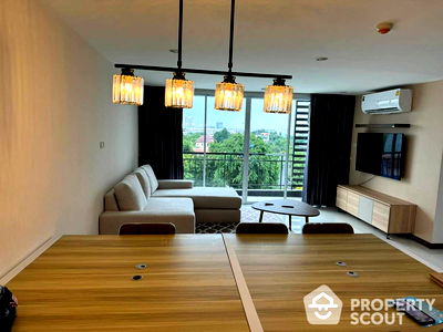 Condos for sale Sutthisan Winitchai Road : 3-BR Condo at Family Ratchada near BTS Saphan Khwai (ID 2108751)