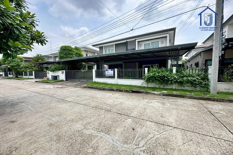 ขายบ้านเดี่ยว : ขายบ้านเดี่ยว 2  ชั้น หมู่บ้านเดอะ เซนโทร วัชรพล ถนนสุขาภิบาล 5 ใกล้ทางด่วนวัชรพล พร้อมอยู่