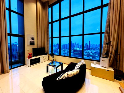 Condos for rent : LTH12514 - The Emporio Place Condo FOR RENT Size 126 sqm. 2 beds 2 baths Near BTS Phrom Phong Station ONLY 85K/Month
