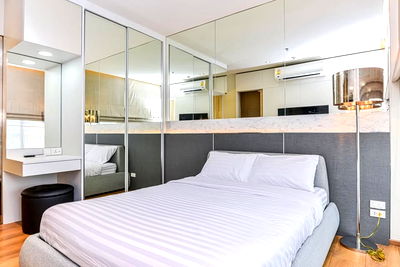 Condos for rent BTS Phrom Phong : Condo for Rent at Park 24 (E6805062)