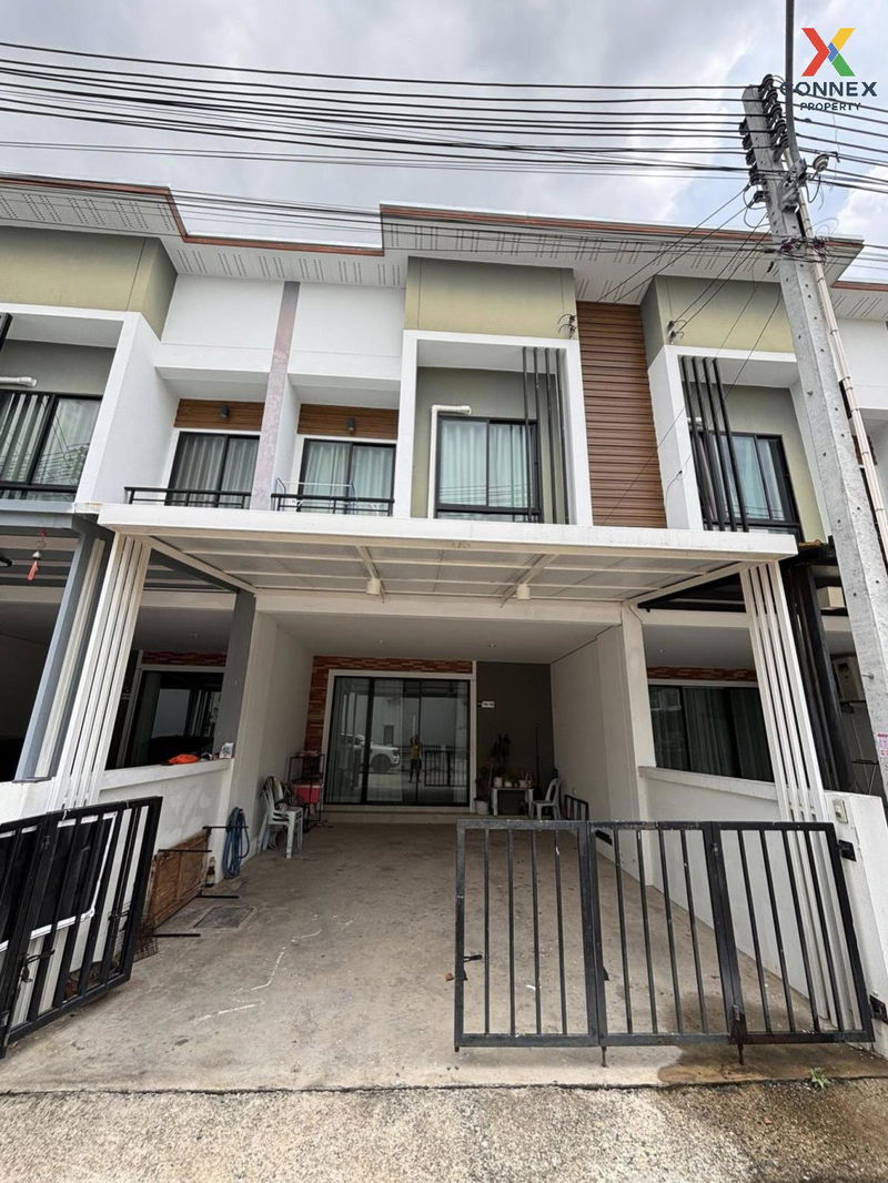 Townhouses for sale : For Sale Townhouse/Townhome  , Arinsiri Country Hill , Huai Kapi , Mueang Chon Buri , Chon Buri , CX-121448 ✅ Live chat with us ADD LINE @connexproperty ✅ 