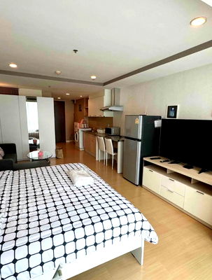 คอนโดให้เช่า : คอนโดให้เช่า :  เดอะ เทรนดี้ คอนโดมิเนียม BTS นานา