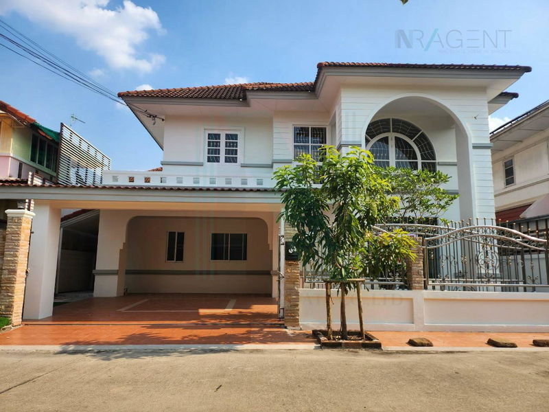 Houses for sale : For Sell House LALIN GREENVILLE RAMINTRA - WATCHARAPOL 2-story 3 bedroom 2 bathroom