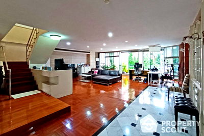 Condos for sale Rama 3 Road : 4-BR Condo at Premier Condominium near BTS Phrom Phong (ID 1357274)