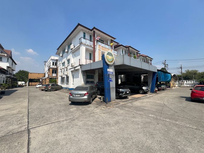 Townhouse for sale, 63 sq wah, Taling Chan