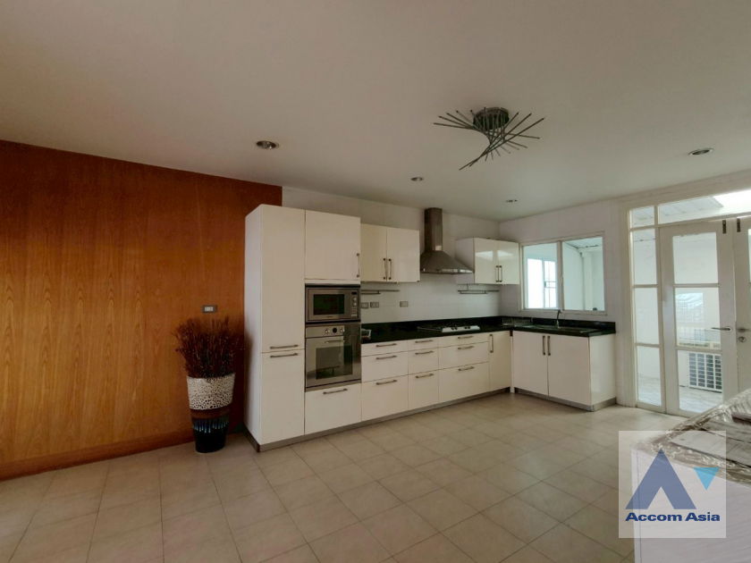 รูป 🔼🔽 AccomA 📩 House for rent in the heart of Thonglor in private compound at  Baan Klang Krung Thonglor (AA42239) - รูปที่ 17/20