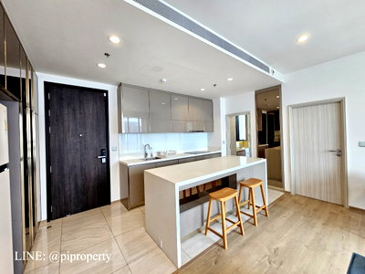 Condos for rent : BTS 0 meter condo rare Big 2 Bedrooms unit for rent in Quinn Sukhumvit 101, Onnut to Punnawithi living area BTS 0m 콘도 희귀한 퀸 수쿰빗 101