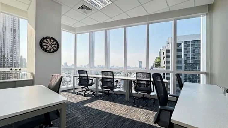 พื้นที่ออฟฟิศให้เช่าสุดทันสมัยที่ เดอะ ไรซ์ ทาวเวอร์ พญาไท ซึ่งมีความคึกคักและอยู่ใจกลางเมือง การคมนาคมสะดวกสบาย