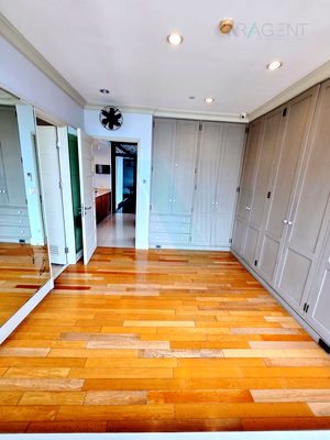 Condos for sale : 🎉 For Sell Condo AGUSTON SUKHUMVIT 22 Building 1, Floor 28,2 bed room, Room size 155 sqm