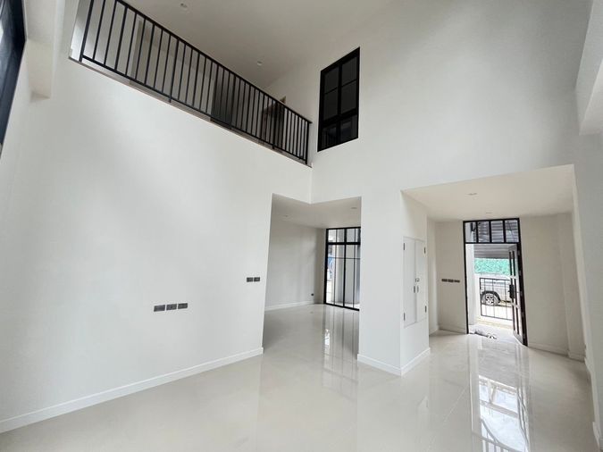 ให้เช่าบ้านเดี่ยว 5 ห้องนอน 355 ตร.ม. 69 ตร.ว. บ้าน ณรา วงแหวน-รามอินทรา