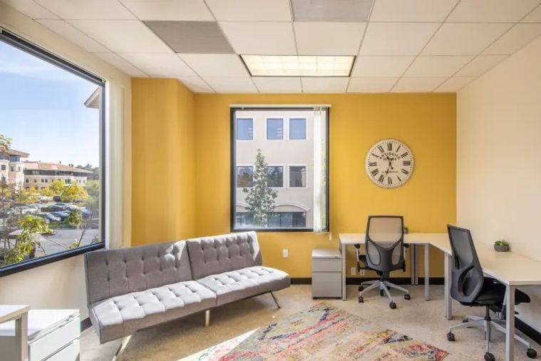 Office for rent at M Thai Tower, All Seasons Place, providing services with modern office tools and equipment to help meet work needs efficiently.