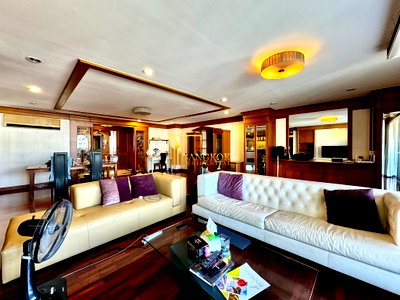 คอนโดให้เช่า : DS Tower 1 - Spacious 3 Bedroom Condo - BR3008CD