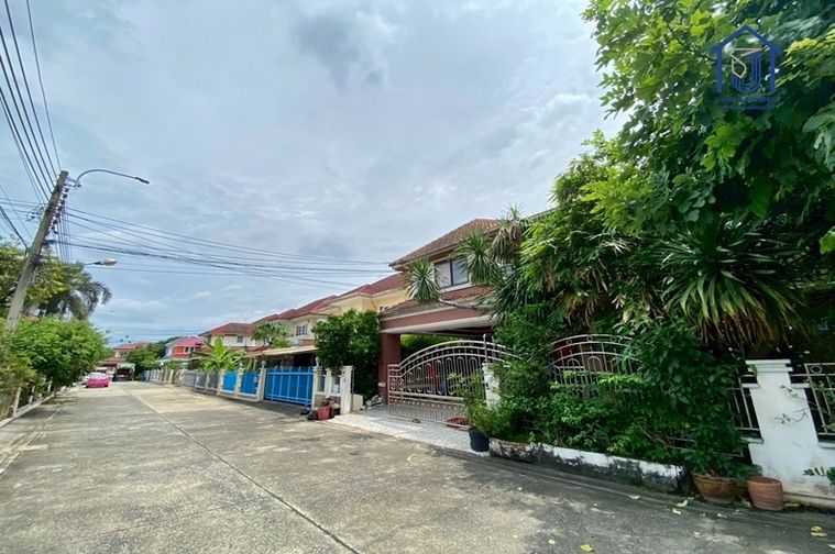 ขายบ้านเดี่ยว 4 ห้องนอน 72.4 ตร.ว. เขตวังทองหลาง