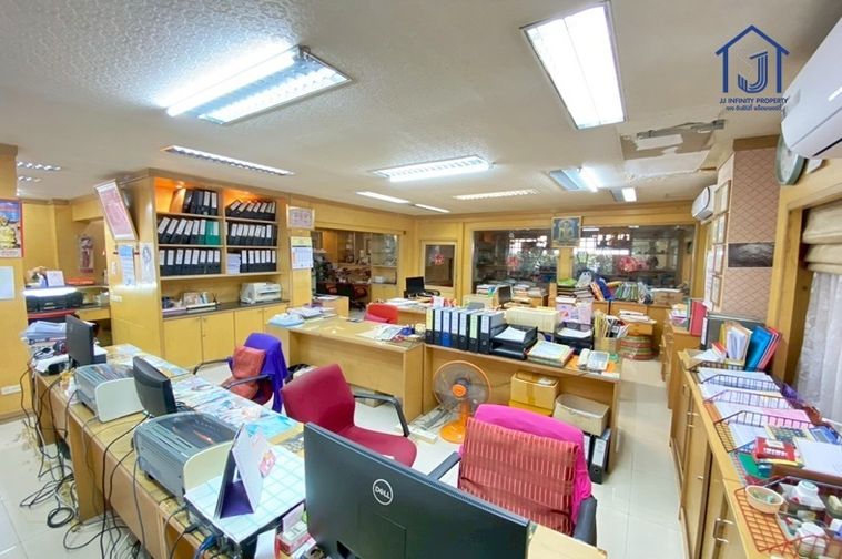 ขายบ้านเดี่ยว 4 ห้องนอน 72.4 ตร.ว. เขตวังทองหลาง