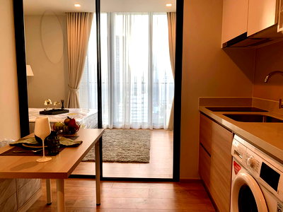 คอนโดให้เช่า : ให้เช่า Noble Around Sukhumvit 33 ราคา 23,000 บาท [MKr2505101]