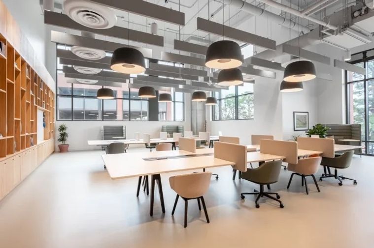 เซอร์วิสออฟฟิศให้เช่า ที่เดอะเมโทรโพลิส สำโรง  พร้อม Coworking  ห้องประชุม ห้องฝึกอบรม ห้องสัมมนา พื้นที่โต๊ะทำงานหมุนเวียน พร้อมให้บริการอย่างครบครัน