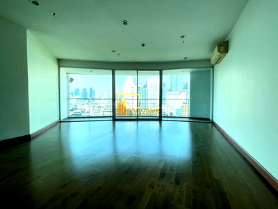 Condos for sale : Master Centrium - Impressive 3 Bed Condo For Sale in Asoke - BR9027CD