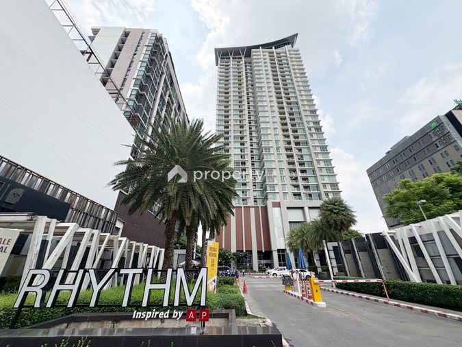 Rhythm Ratchada - Huai Khwang