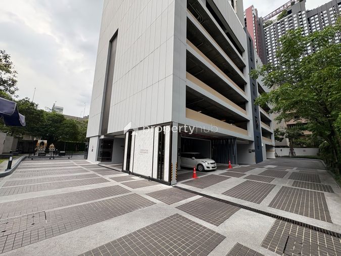 Chewathai Residence Asoke 